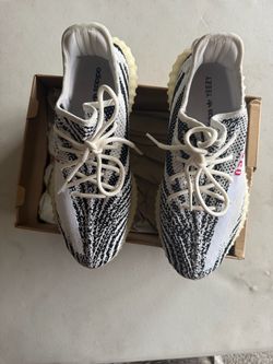 Adidas Yeezy Boost 350 V2 Zebra Sneakers