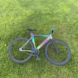 Throne fixie bike