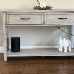 Console & Side Table 