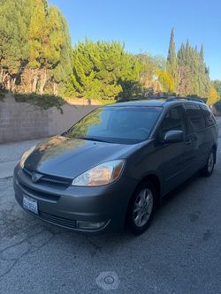 2005 Toyota Sienna