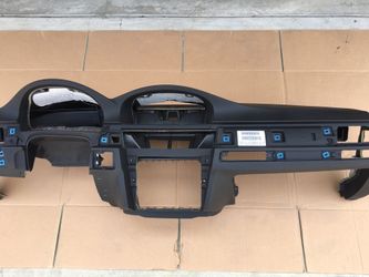 Bmw e93/m3 double scoop dashboard