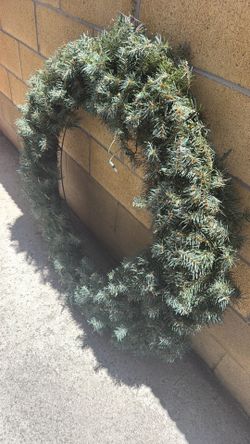 Christmas wreath with lights large