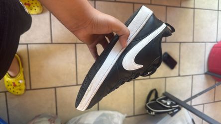Nike On Court Black And White
