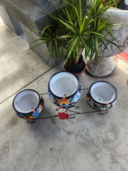 15%off set de macetas con su bace ($200)tel (contact info removed)