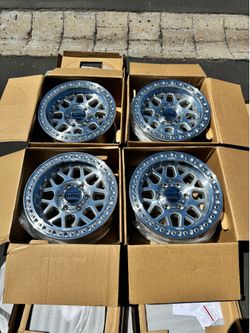 Brand New 17x8.5 KMC GRS “549” Machined Off-Road Wheels for 6x135 and 6x139 Trucks 0 Offset