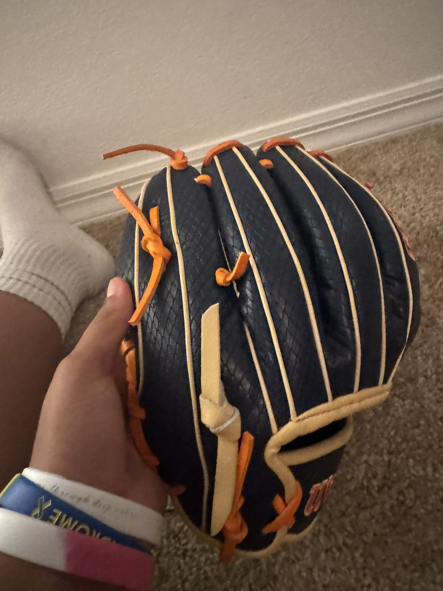 Brand New Wilson Summer 2025 A2000 Jose altuve Infield Glove
