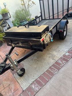 8x4 utility trailer good connection