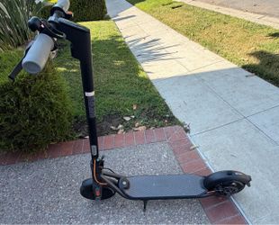 Segway Ninebot F30 Electric Scooter