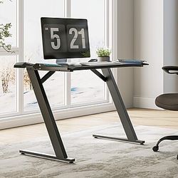 Gaming table