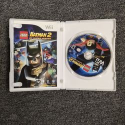 Lego Batman 2 DC Superheroes Wii Game CIB