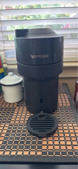Nespresso De'Longhi Vertuo Coffee Machine