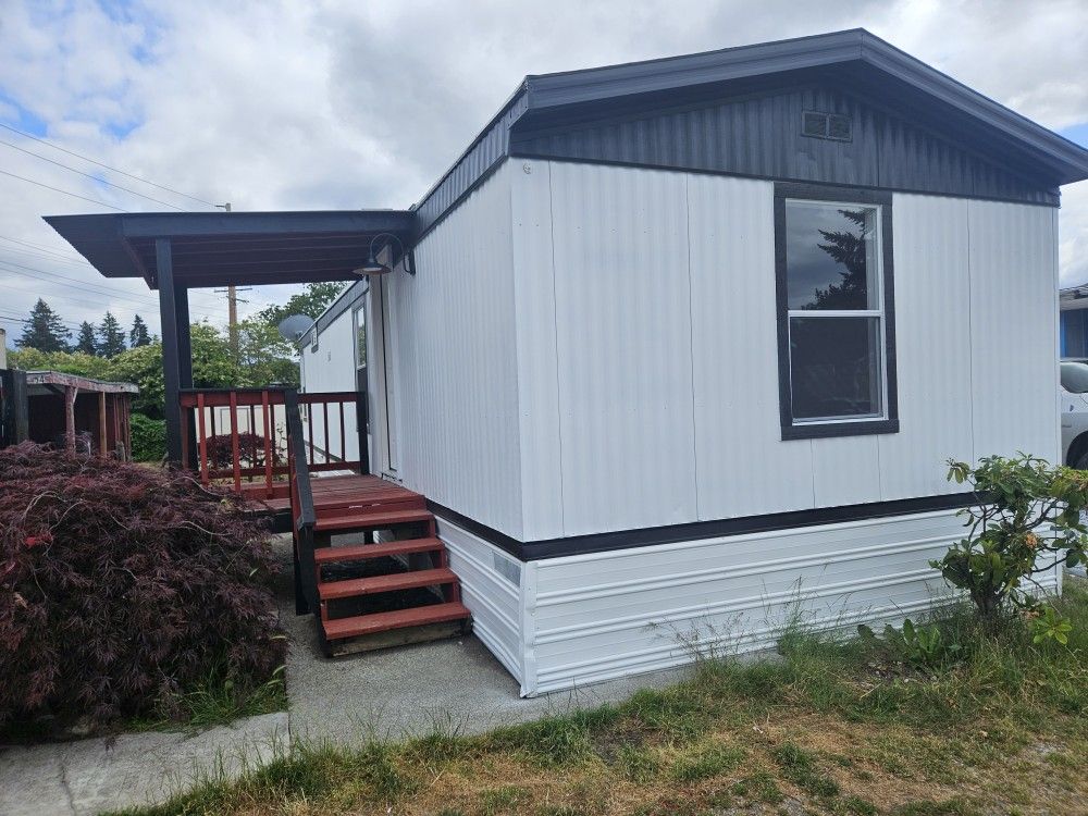 Mobile Home For Sale