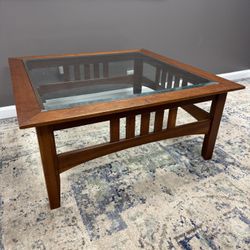 ETHAN ALLEN Coffee Table