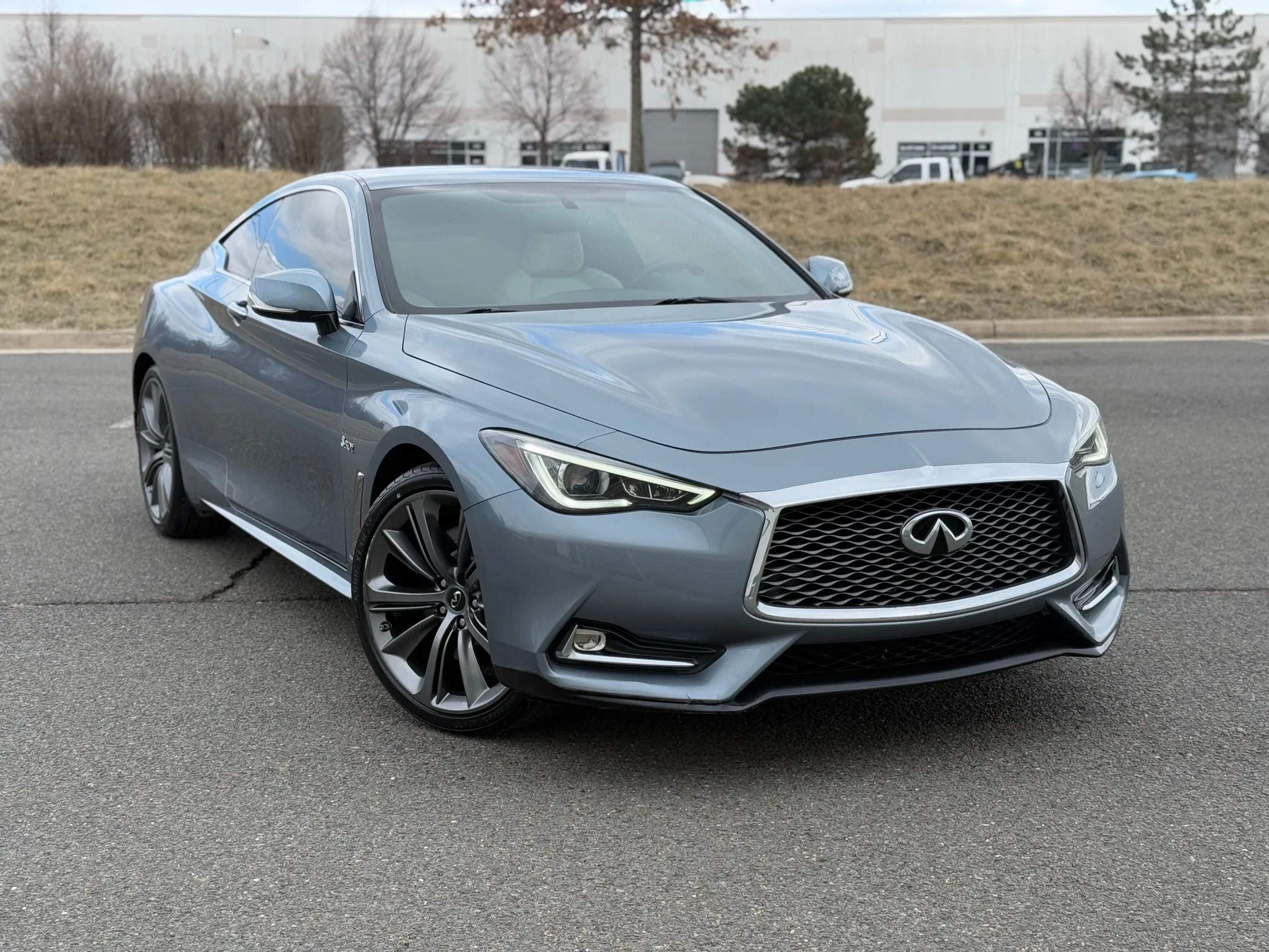 2017 INFINITI Q60