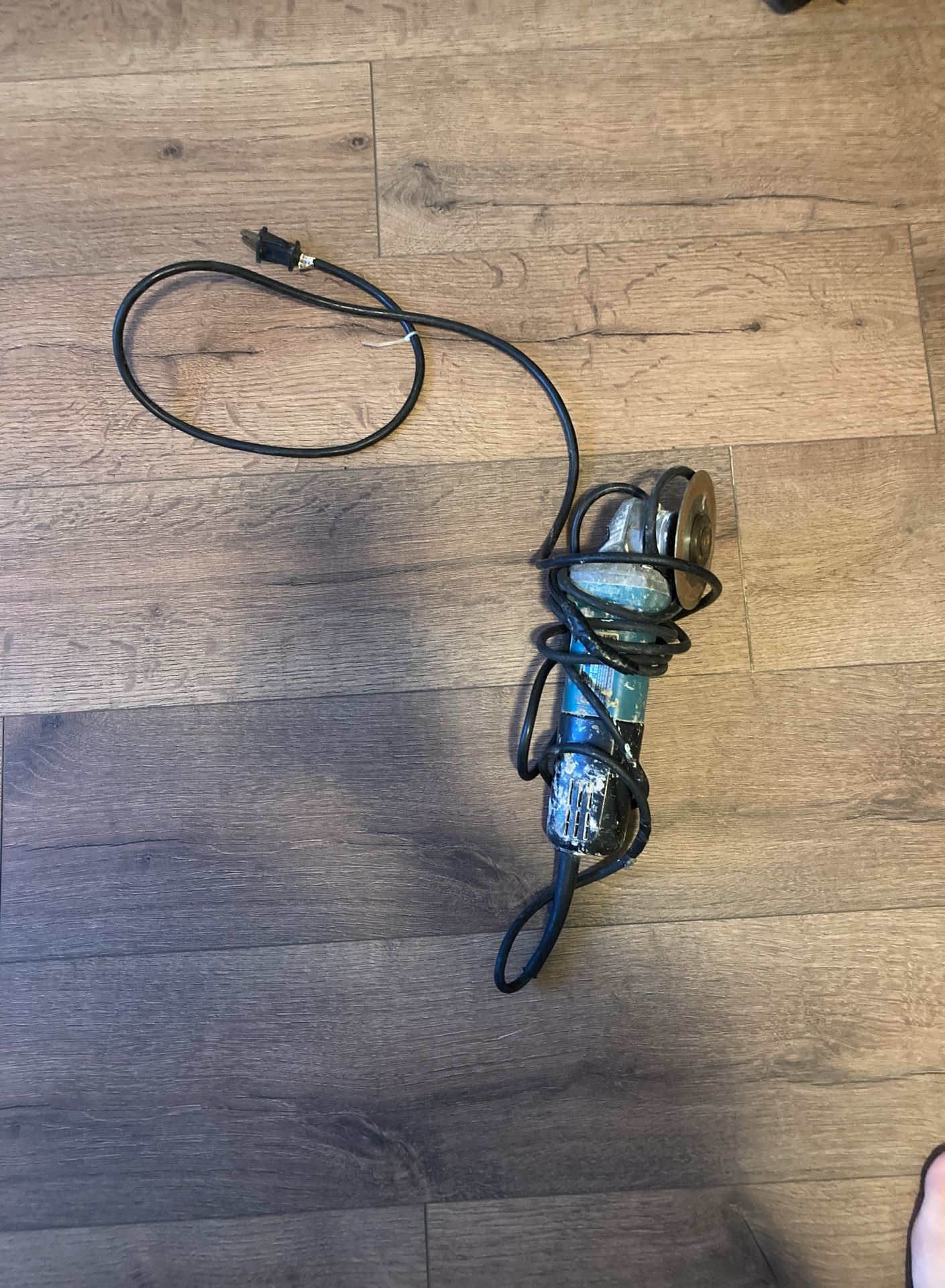 Makita Corded Saw