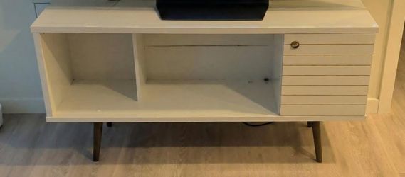 White Mid-Century Modern Media Console / TV Stand - Like New - Fits up to 65" TV