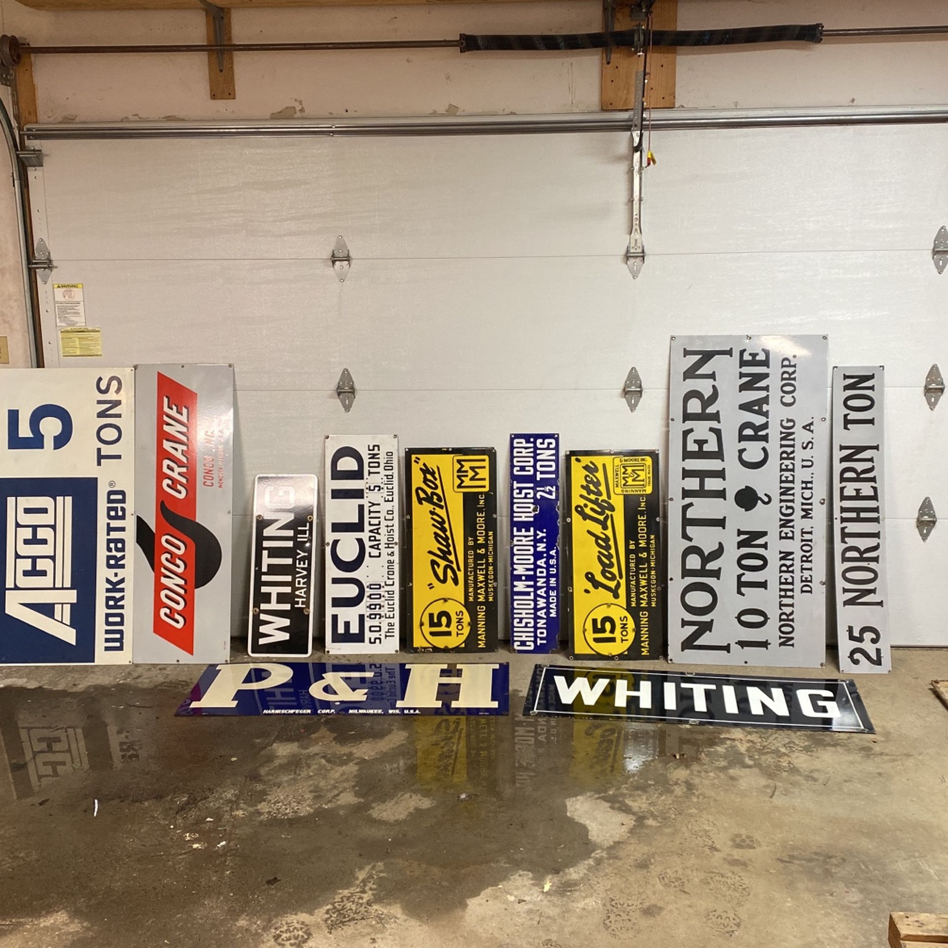Crane Signs 