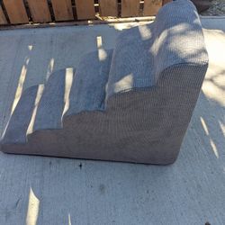 Dog ladder 🪜 In Clean Condition 