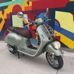 2012 Vespa GTV (contact info removed)