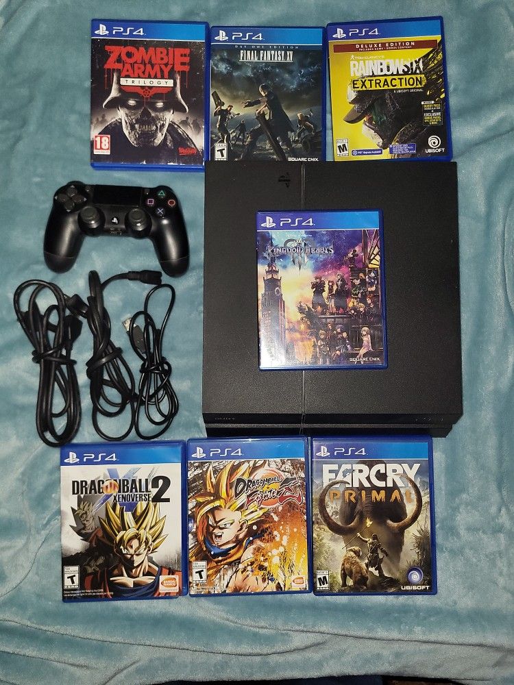 PS4, Great Condition + 7 Games!