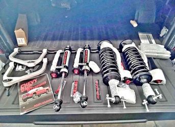 Rough Country Lift Kits On Sale! WE FINANCE! Chevy GMC Ford Ram Toyota Jeep