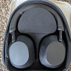 Sony WH-1000XM5 Bluetooth Headphones