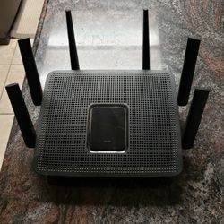 Linksys EA9300 Max-Stream AC4000 Tri-Band Wi-Fi Router

