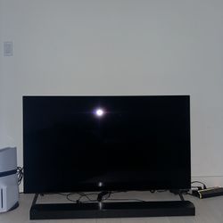 LG 55” OLED 4K Smart TV (Model OLED55B4PUA) – Like New! 