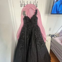 Moda 2000 Black Quinceñera Dress