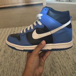 Jordan 1 Mids