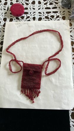 Red seed bead pouch necklace
