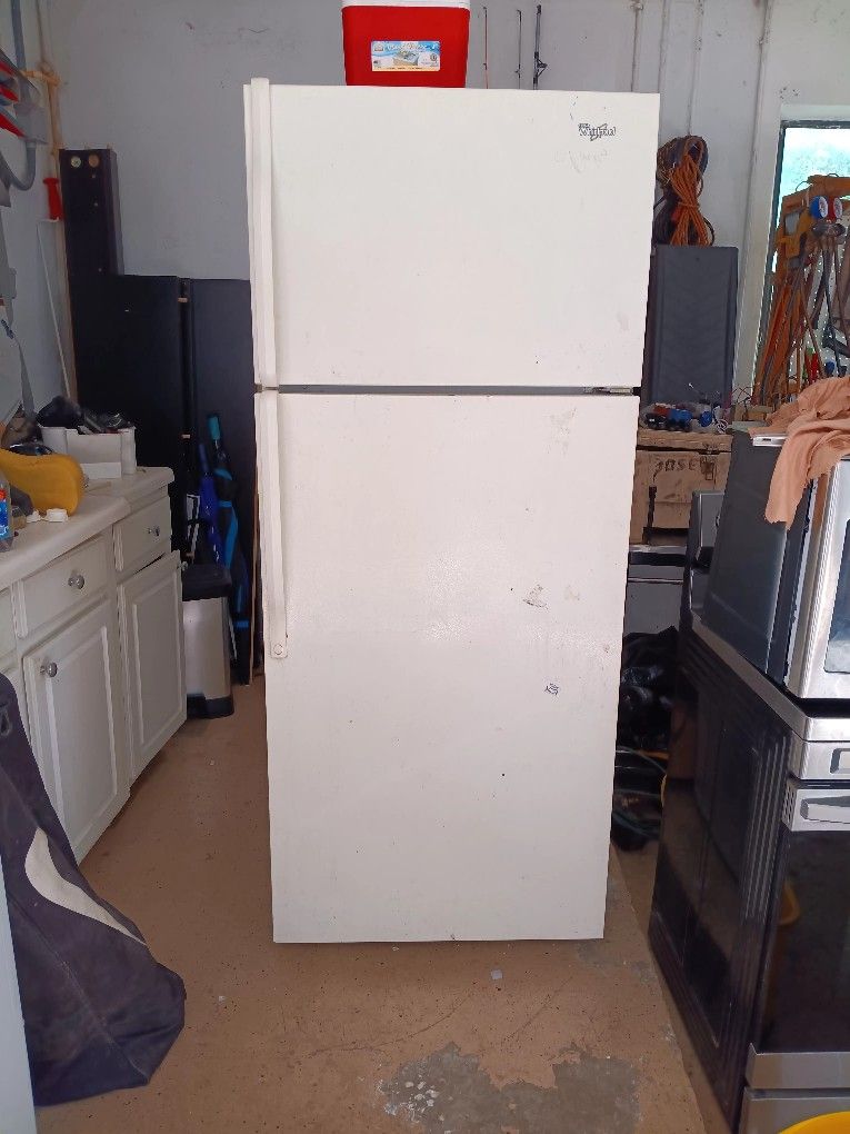 Refrigerator For Sale