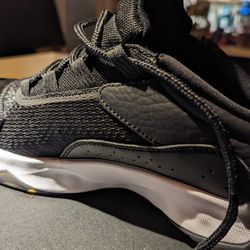 Men's 8.5 Nike Air Jordan 