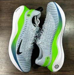 NIKE 11, 11.5, 12