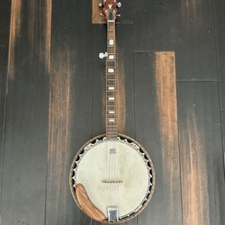 Global 5 String Banjo