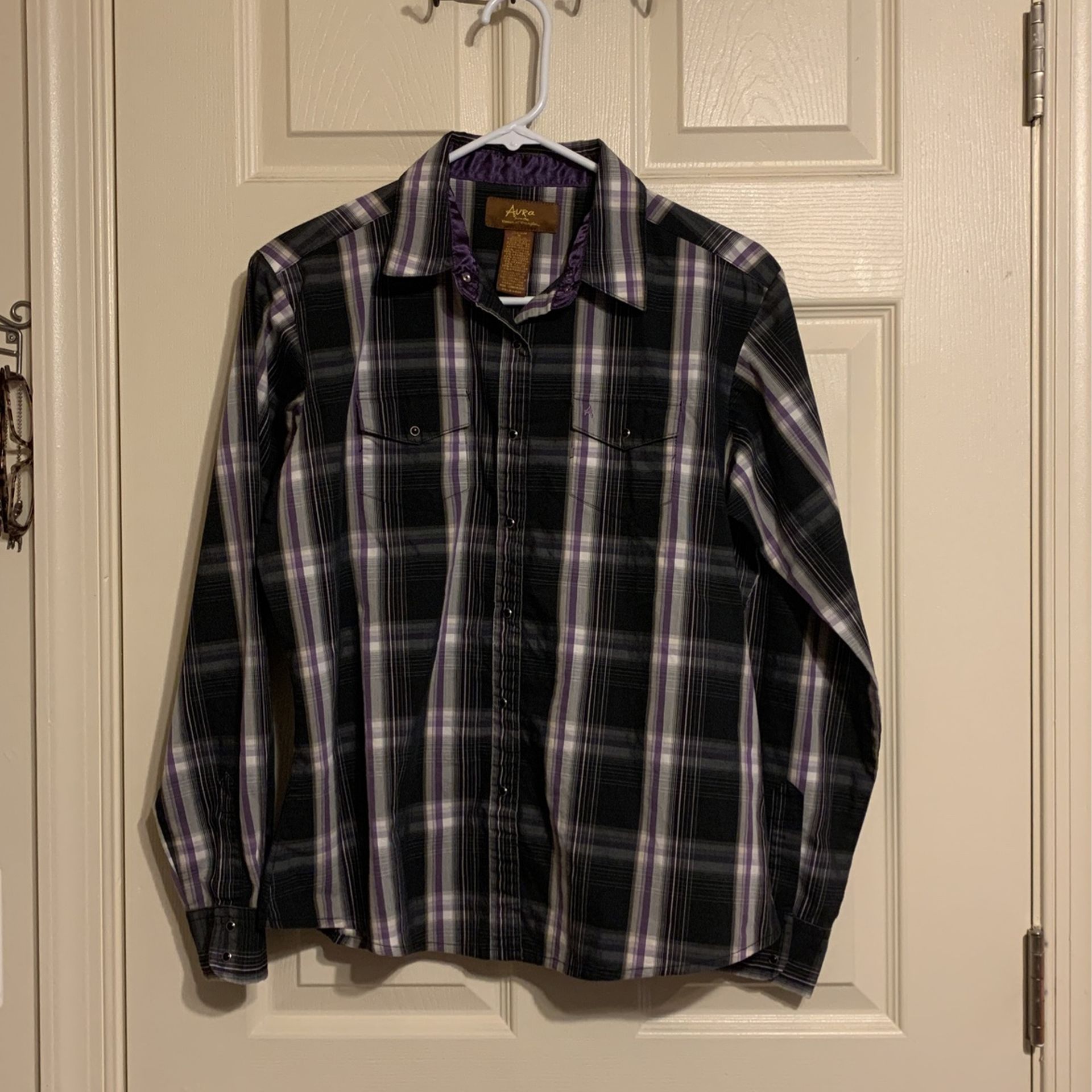 Western Style Plaid Shirt- Women’s Sz M