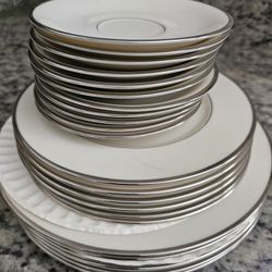 Lenox Montclair China Set Gold Seal