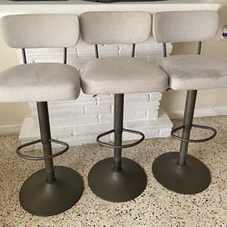 Bar Stools 