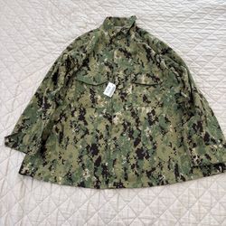 US Navy Working Uniform NWU Type III Woodland MATERNITY Blouse Medium Regular