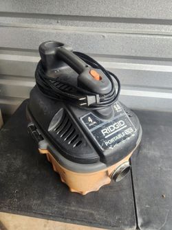Ridgid 4 gallon 5HP wet/dry vac