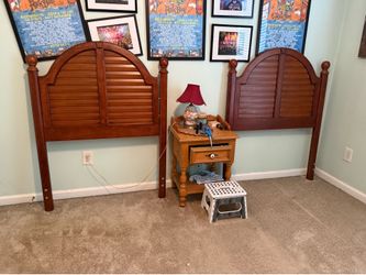 Twin headboards (2)