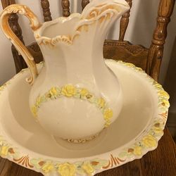 Large Pitcher With Basin
