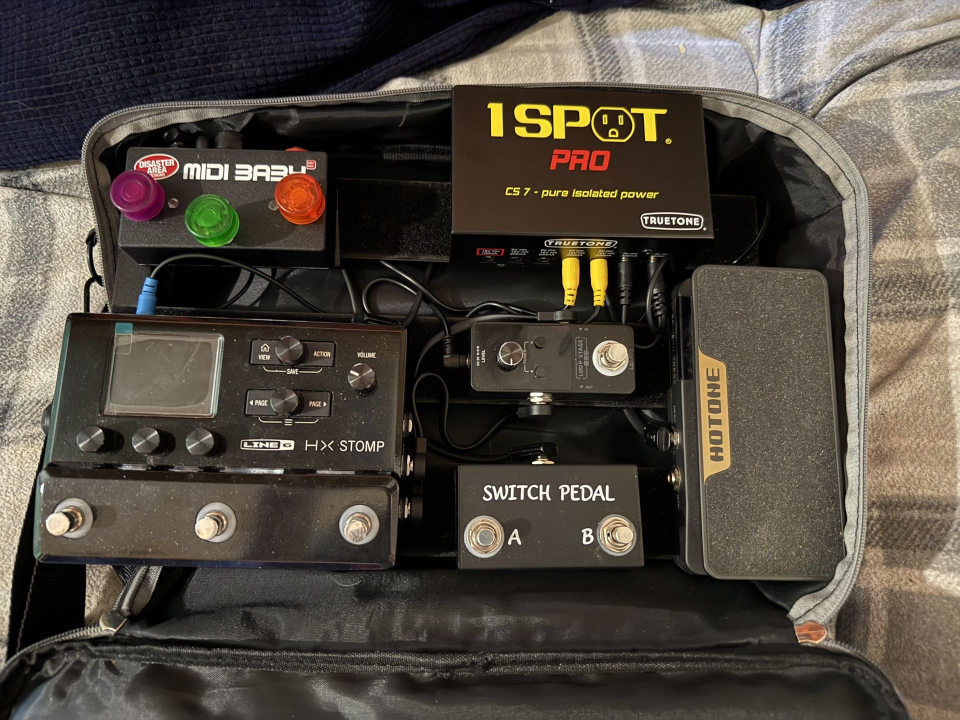 Full Pedalboard Rig! HX Stomp, TrueTone CS7 & More! Looking to Trade for Video Editing PC or Mac
