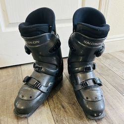 SALOMON SKI BOOTS SIZE 28.5