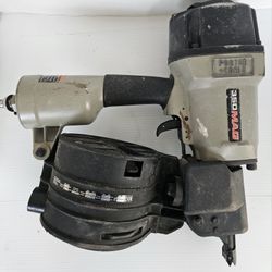 Black American Eagle Outfitters down puffer vest Size S/P