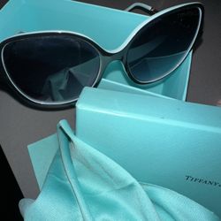 Tiffany & Co sunglasses With All Accessories That Came With 