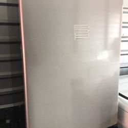 New Mini Fridge 