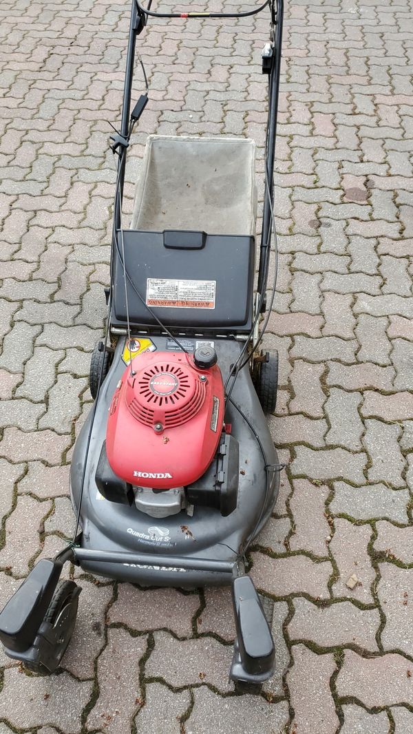 Honda lawn mower hrz216tda for Sale in Pleasant Hills, PA OfferUp