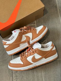 Nike SB Dunk Low