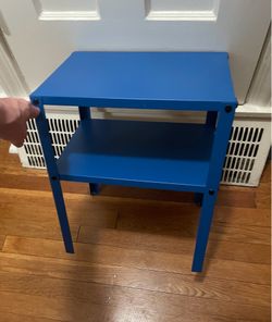 IKEA KNARREVIK Blue Color Metal Side Table Limited Edition Nightstand 2-Tier Bedside Small bright
